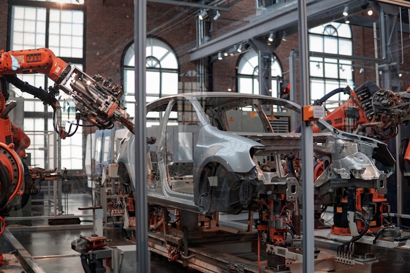 Autoteollisuuden tuotantolinja